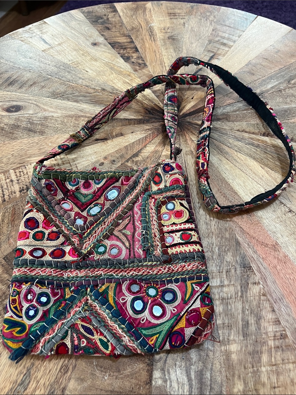 Vintage Embroidered Multicolor Crossbody Bag - Boho Chic Shoulder Purse